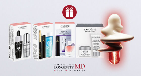 Coffrets de soins et de maquillage Lancome arborant le logo « Absolue Longevity MD Meta Discovery » sur un fond clair.